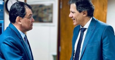 Após reunião com Haddad, Eduardo Braga espera que relatório da reforma tributária seja apresentado nesta quarta (4)